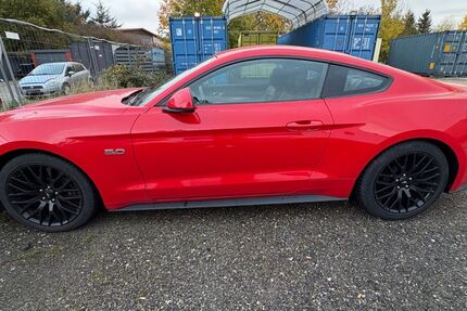 Ford Mustang 73.500 km 36.400 &euro; Reutlingen 72766