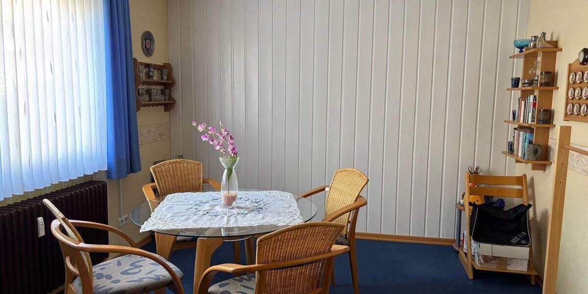 Charmante Mietwohnung mit großzügigem Balkon in Höhenlage von Engelskirchen 3 zimmer