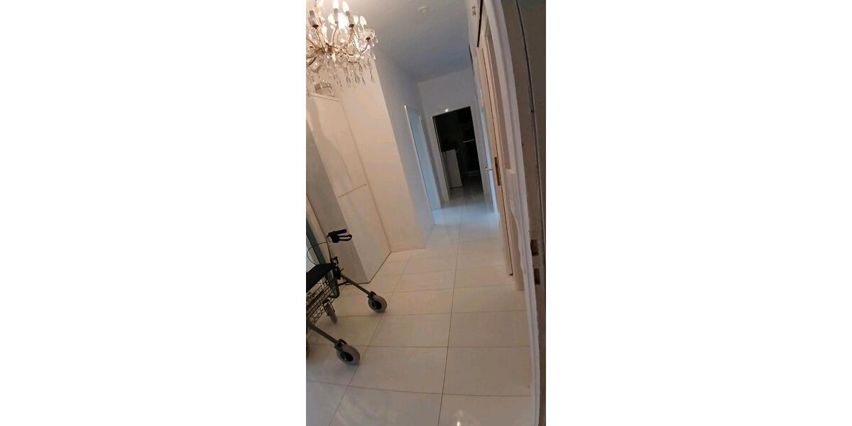 Gepflegtes Dreifamilienhaus in Lindlar-Schmitzhöhe 9 zimmer