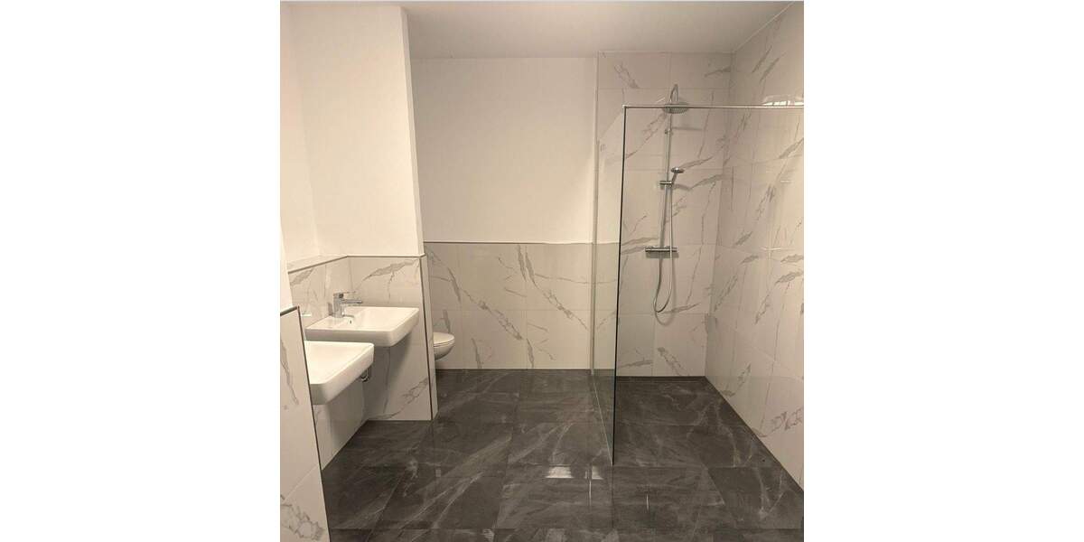 Etagenwohnung Kaarst Vorst - 3 Zimmer, 138 m&sup2;, 2.070&euro; | Angebot:25836355