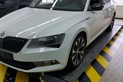Skoda Superb 147.000 km 20.490 &euro; Peine 31228