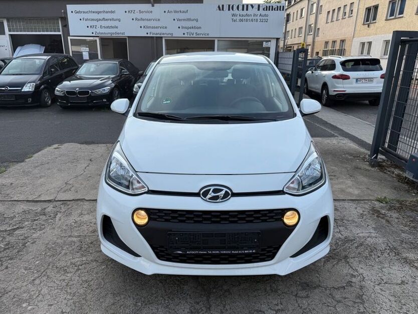 i10