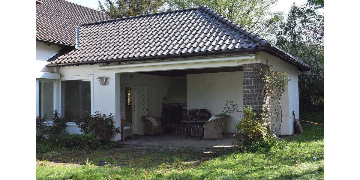 Einfamilienhaus Holzminden - 10.5 Zimmer, 294 m&sup2;, 420.000&euro; | Angebot:27004043