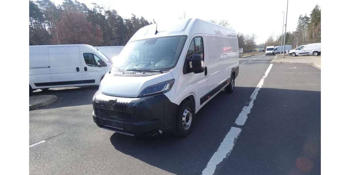 Peugeot Boxer 18.500 km 24.871 &euro; Waldsassen 95652