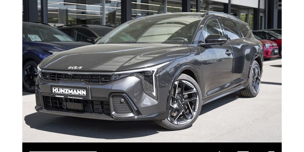 Kia K4 2.990 km 40.790 &euro; Aschaffenburg 63741