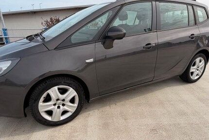 Opel Zafira Tourer 73.000 km 9.900 &euro; Sylt OT Westerland 25980