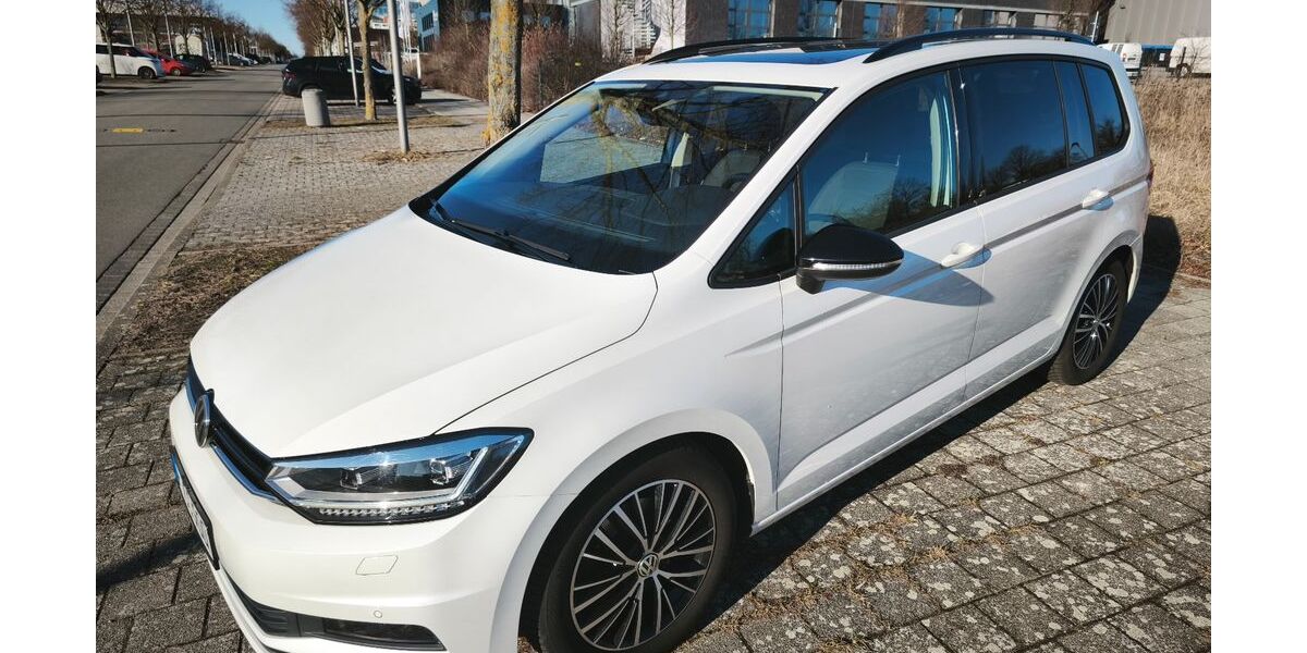 VW Touran 135.000 km 21.900 &euro; Hannover 30519