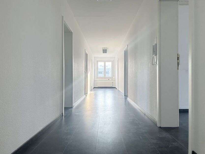 Büro in Adelberg 1.080 € 100.15 m²