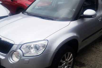 Skoda Yeti 165.000 km 7.690 € Schretstaken 21493