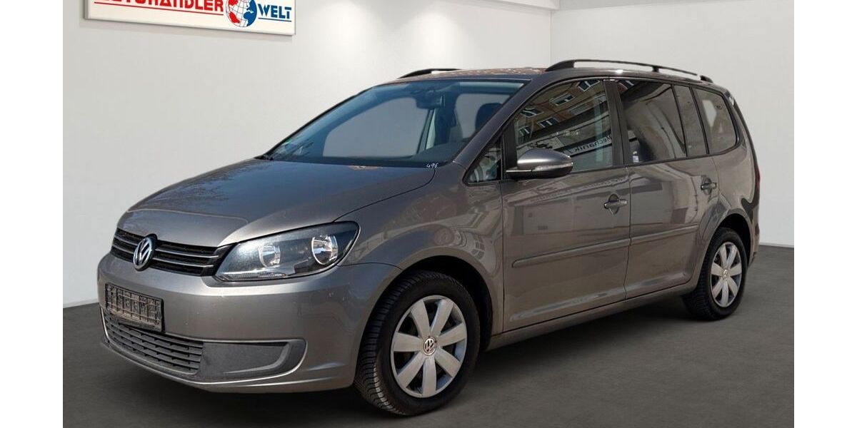 VW Touran 247.696 km 4.699 &euro; Berlin 12681