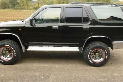 Toyota 4-Runner 310.800 km 6.900 € Grafschaft 53501