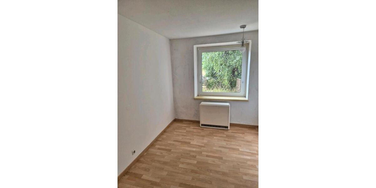 Einfamilienhaus Limbach-Oberfrohna Oberfrohna - 5 Zimmer, 150 m&sup2;, 850&euro; | Angebot:26232185