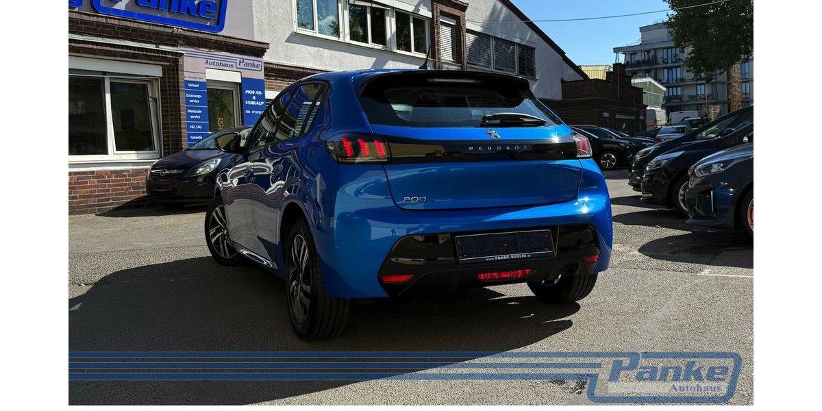 Peugeot 208 Allure*Pano*R-Cam*Navi*Keyless*LED* 32.381 km 13.690 &euro; Berlin 13187