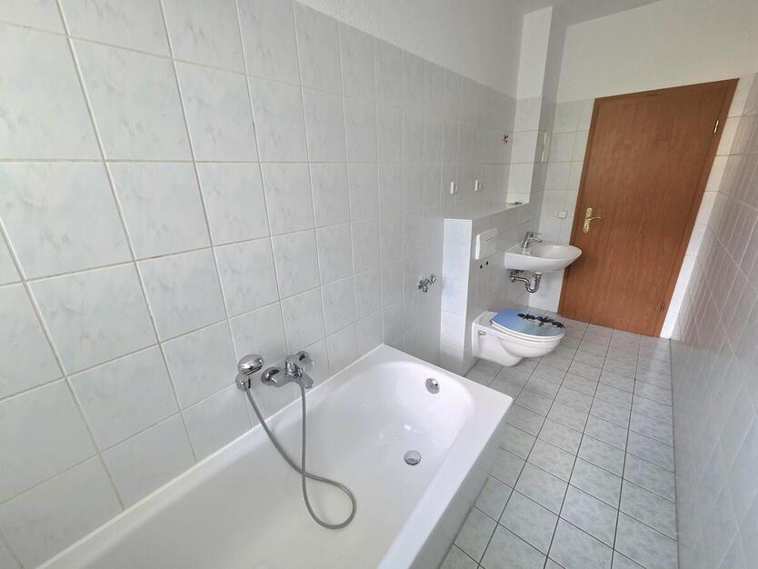 3-Zimmer-Wohnung mit Balkon Loggia! 3 zimmer