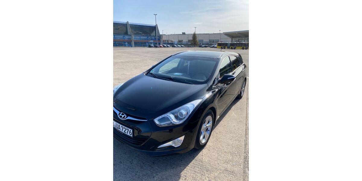 Hyundai i40 195.255 km 6.200 &euro; Berlin 13127