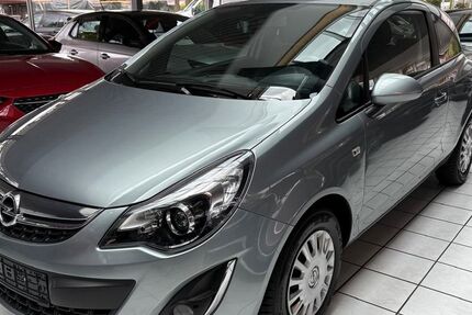 Opel Corsa 62.500 km 7.490 &euro; Raesfeld 46348