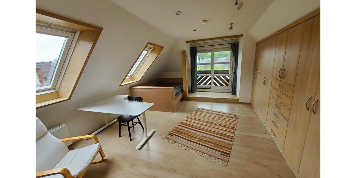 Maisonettenwohnung Grefrath - 5 Zimmer, 181 m&sup2;, 1.200&euro; | Angebot:24658580