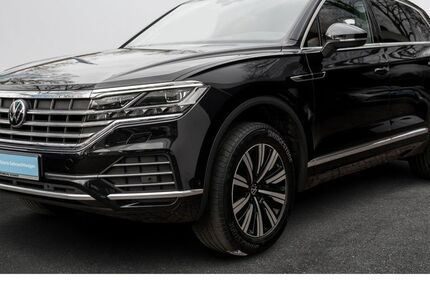 VW Touareg 64.480 km 49.990 &euro; Hamburg 22457
