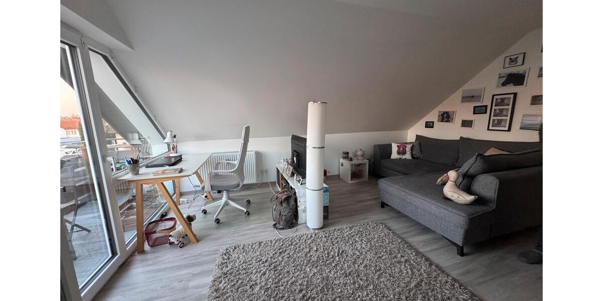 Dachgeschoßwohnung Eppelheim - 3 Zimmer, 60 m&sup2;, 850&euro; | Angebot:25945150