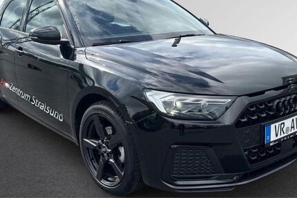 Audi A1 8.000 km 28.900 &euro; Lüssow 18442