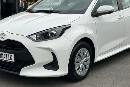 Toyota Yaris 2.036 km 22.900 &euro; Oldenburg 26125