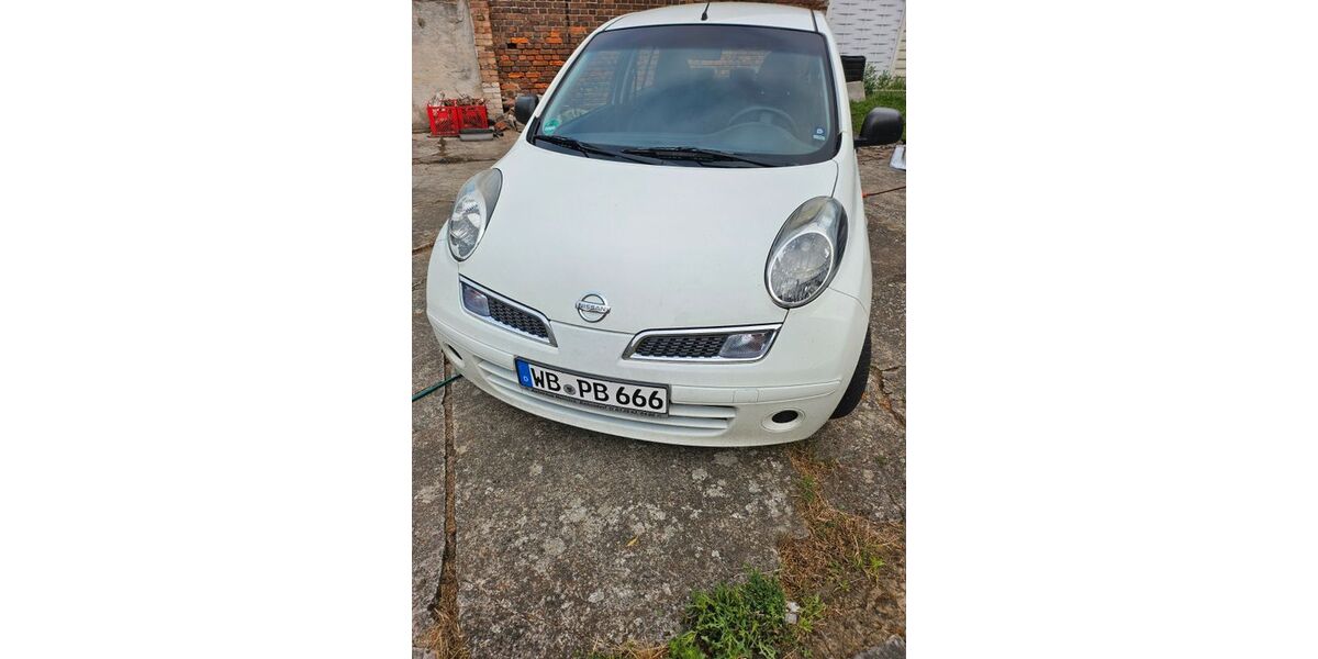 Nissan Micra 142.431 km 1.900 &euro; Zahna-Elster 06895