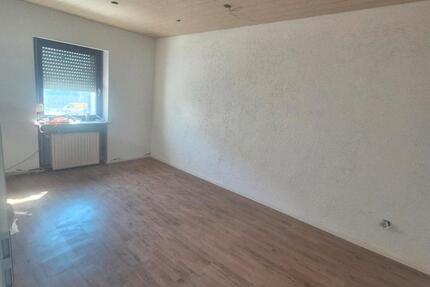 Wohnung Völklingen - 3 Zimmer, 90 m&sup2;, 650&euro; | Angebot:26400585