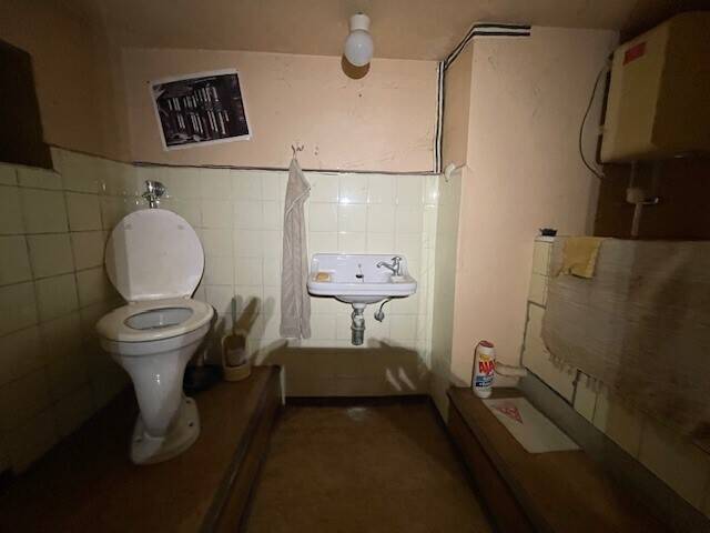 Mehrfamilienhaus, Wohnhaus Bruchsal - 9 Zimmer, 210 m&sup2;, 455.000&euro; | Angebot:25927893