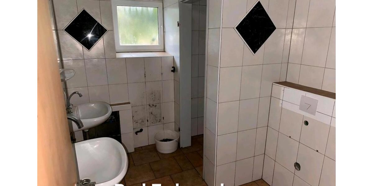 Einfamilienhaus Lennestadt - 10 Zimmer, 245 m&sup2;, 55.000&euro; | Angebot:26251698