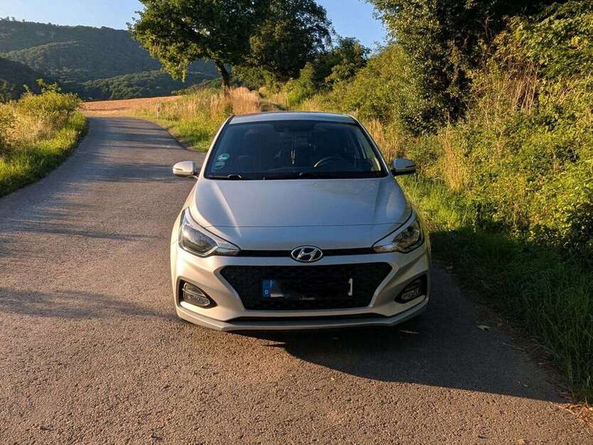 Hyundai i20 51.645 km 11.500 € Hessisch Oldendorf 31840
