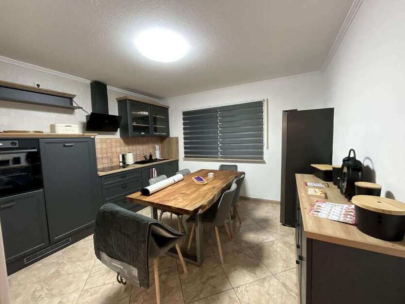 Wohnung zum Kaufen in Ludwigshafen 250.000 € 119 m²