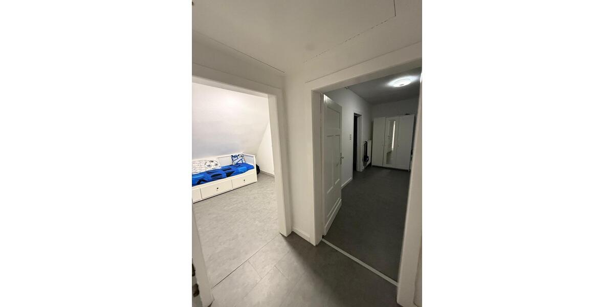 Einfamilienhaus Warendorf - 8 Zimmer, 2 m&sup2;, 2.200&euro; | Angebot:24858437