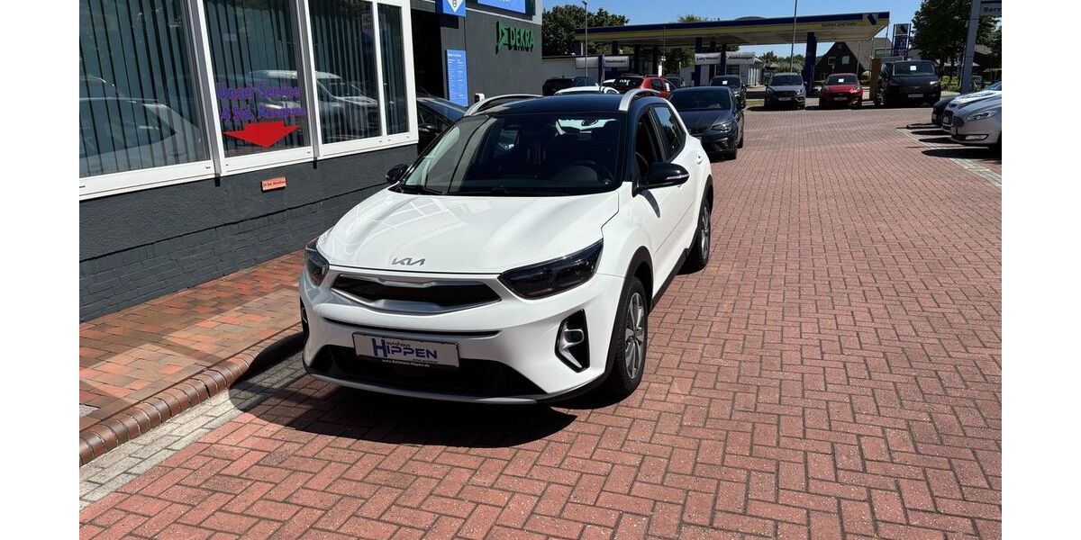Kia Stonic 57.693 km 16.500 &euro; Jever 26441