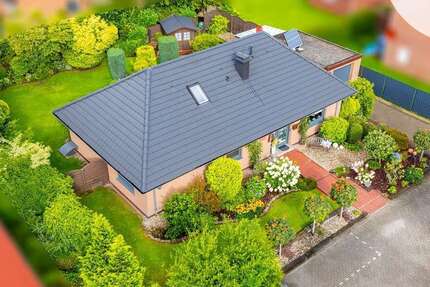 Haus zum Kaufen in Südbrookmerland Uthwerdum 329.000 € 178 m² 5 zimmer