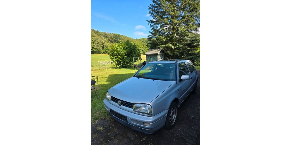 VW Golf 160.000 km 1.299 &euro; Buchholz 53567