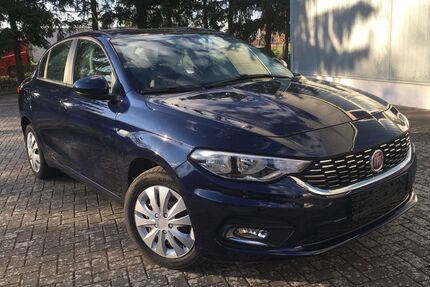 Fiat Tipo 60.000 km 9.990 &euro; Schwedt /Oder 16303