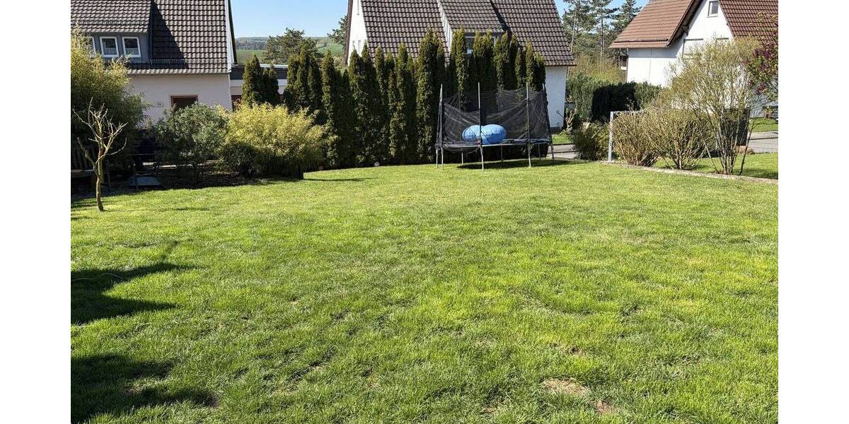 Doppelhaushälfte Warburg - 6 Zimmer, 150 m&sup2;, 395.000&euro; | Angebot:26715681