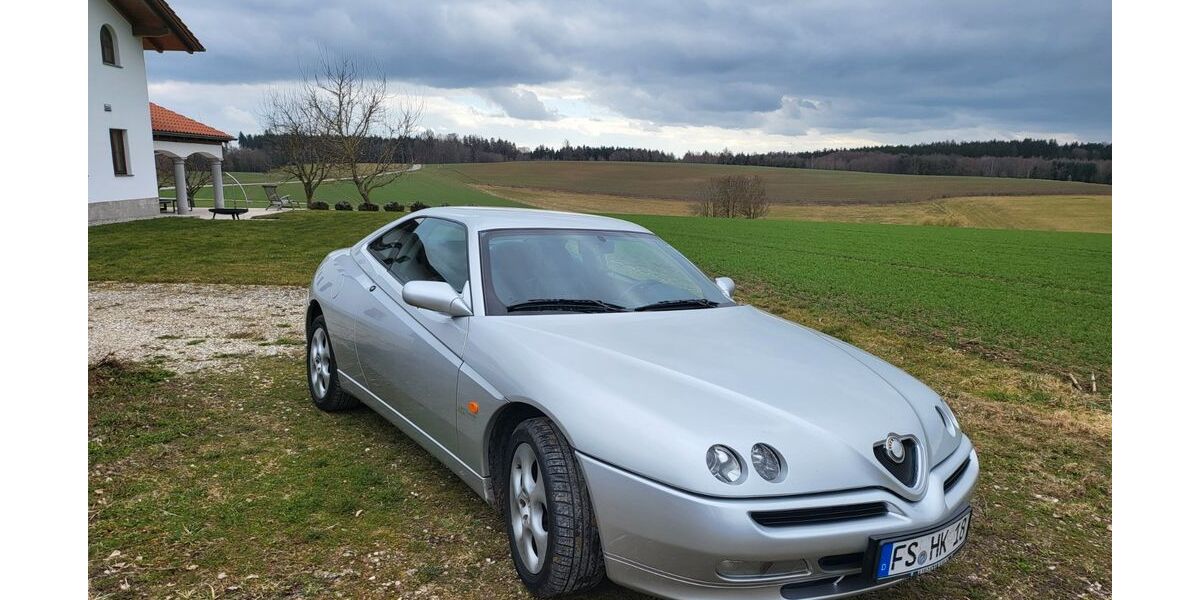 Alfa Romeo GTV 54.000 km 8.900 &euro; Tiefenbach 84184