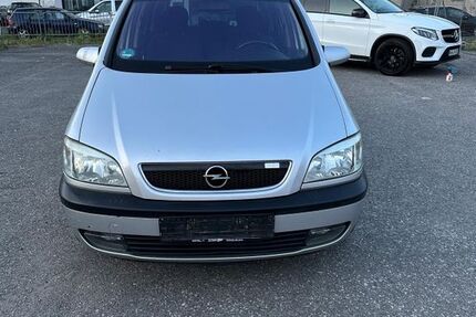 Opel Zafira 190.000 km 1.200 &euro; Fellbach 70736