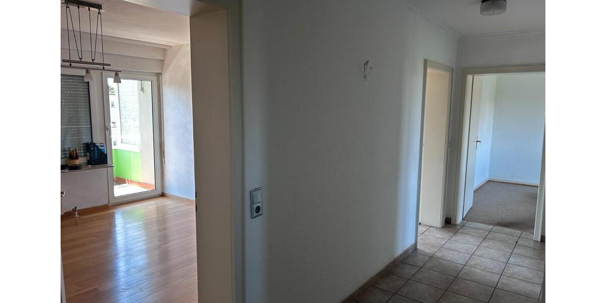 Etagenwohnung Saarbrücken - 3 Zimmer, 81 m&sup2;, 255.000&euro; | Angebot:26959767
