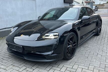 Porsche Taycan 28.000 km 56.800 € Übach Palenberg 52531