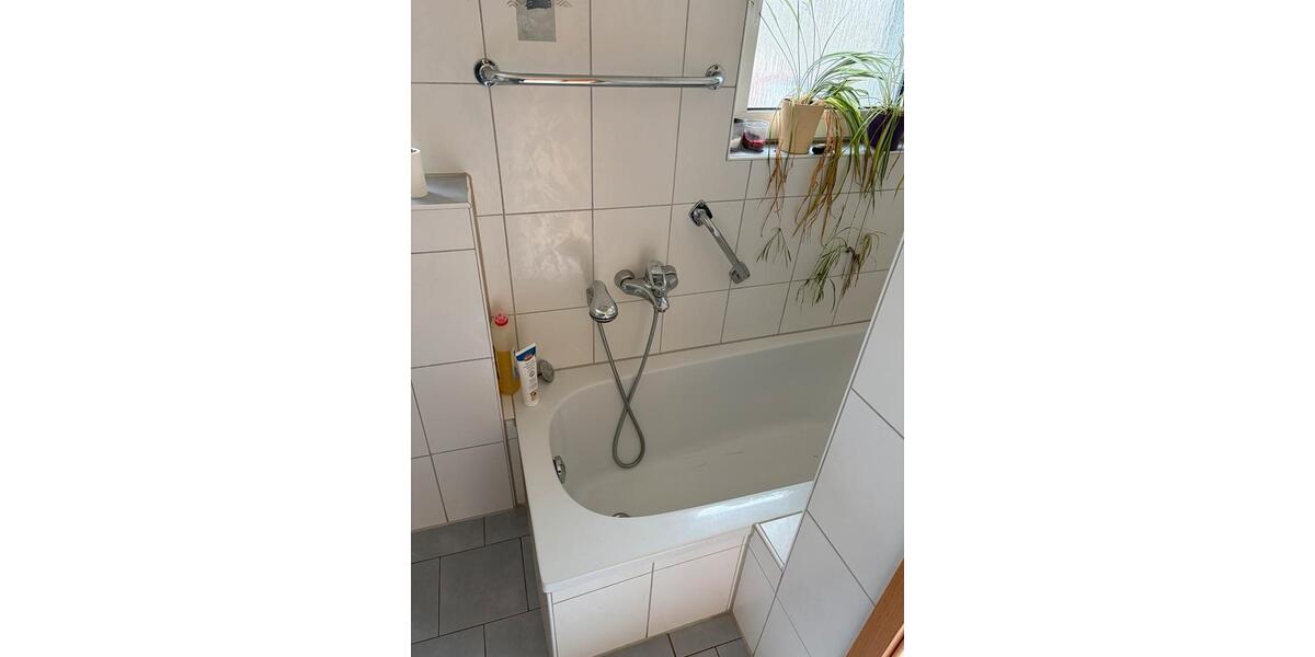 Mehrfamilienhaus, Wohnhaus Lauterbach (Hessen) - 14 Zimmer, 195 m&sup2;, 140.000&euro; | Angebot:25578368