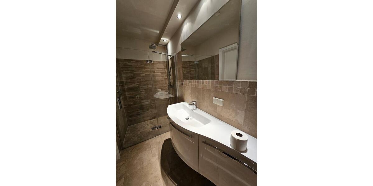 Neuwertige Doppelhaushälfte mit 4 Zimmern 4 zimmer