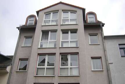 Wohnung Werdau Werdau, Stadt - 2 Zimmer, 65 m&sup2;, 350&euro; | Angebot:26364250
