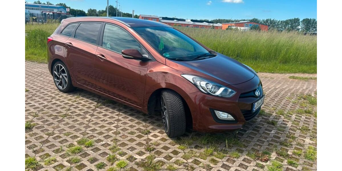Hyundai i30 152.500 km 4.999 &euro; Broderstorf 18184