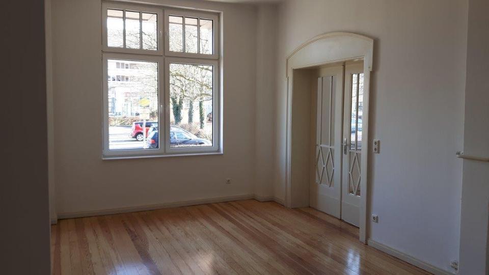 Erdgeschoßwohnung Bremerhaven Geestemünde - 4 Zimmer, 120 m&sup2;, 1.100&euro; | Angebot:26151272