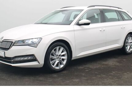Skoda Superb 102.500 km 18.380 &euro; Würzburg 97084