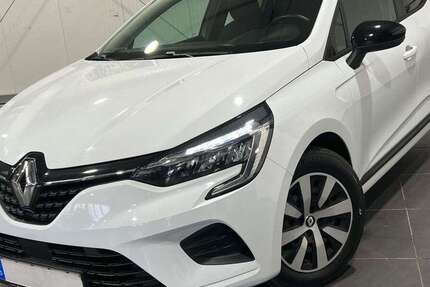 Renault Clio 46.000 km 11.995 &euro; Bretten 75015