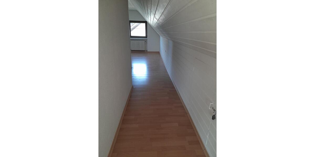 Dachgeschoßwohnung Furth im Wald - 1.5 Zimmer, 40 m&sup2;, 270&euro; | Angebot:26161577