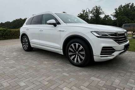 VW Touareg 88.000 km 36.999 € Kalbe 39624